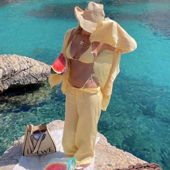 Yellow Bikini set - Picture 1 of 2